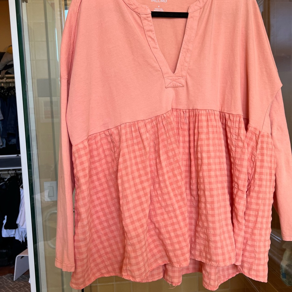 Pilcro Women's Pink V-Neck Top